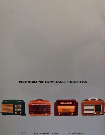 Classic plastic radios of the 1930s and 1940s 2